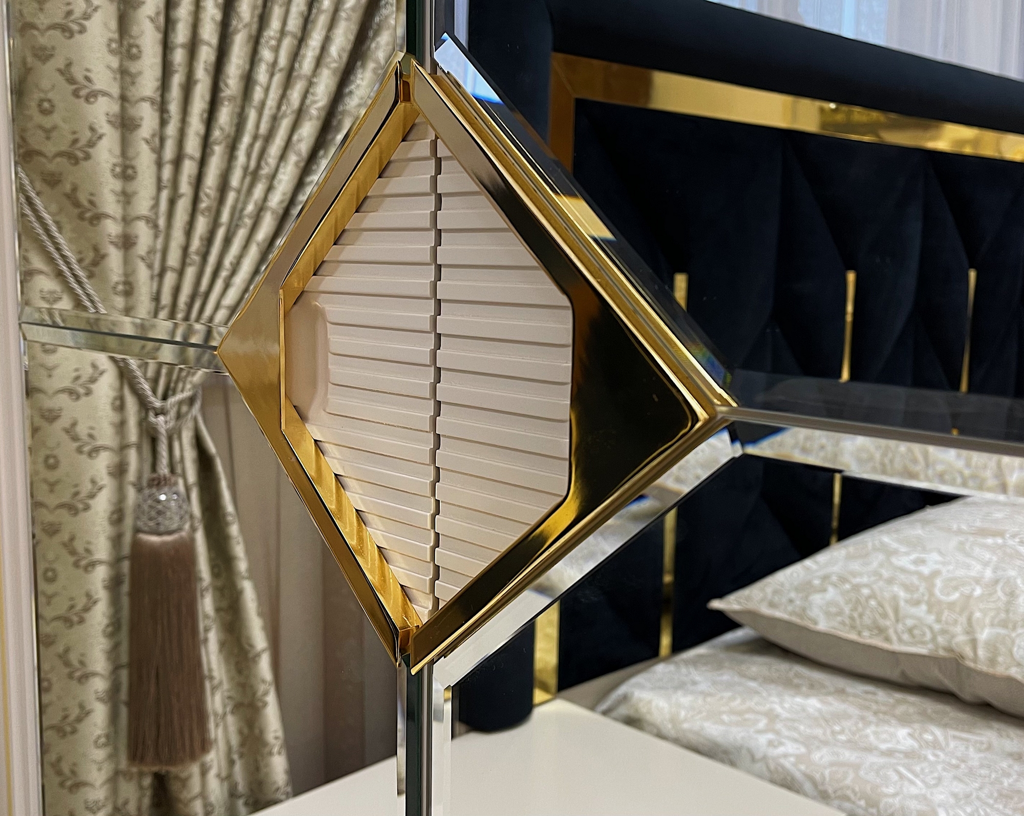 Спальная мебель "Анкара" зеркальная | Детали 9 Спальная мебель "Анкара" зеркальная | Детали 9