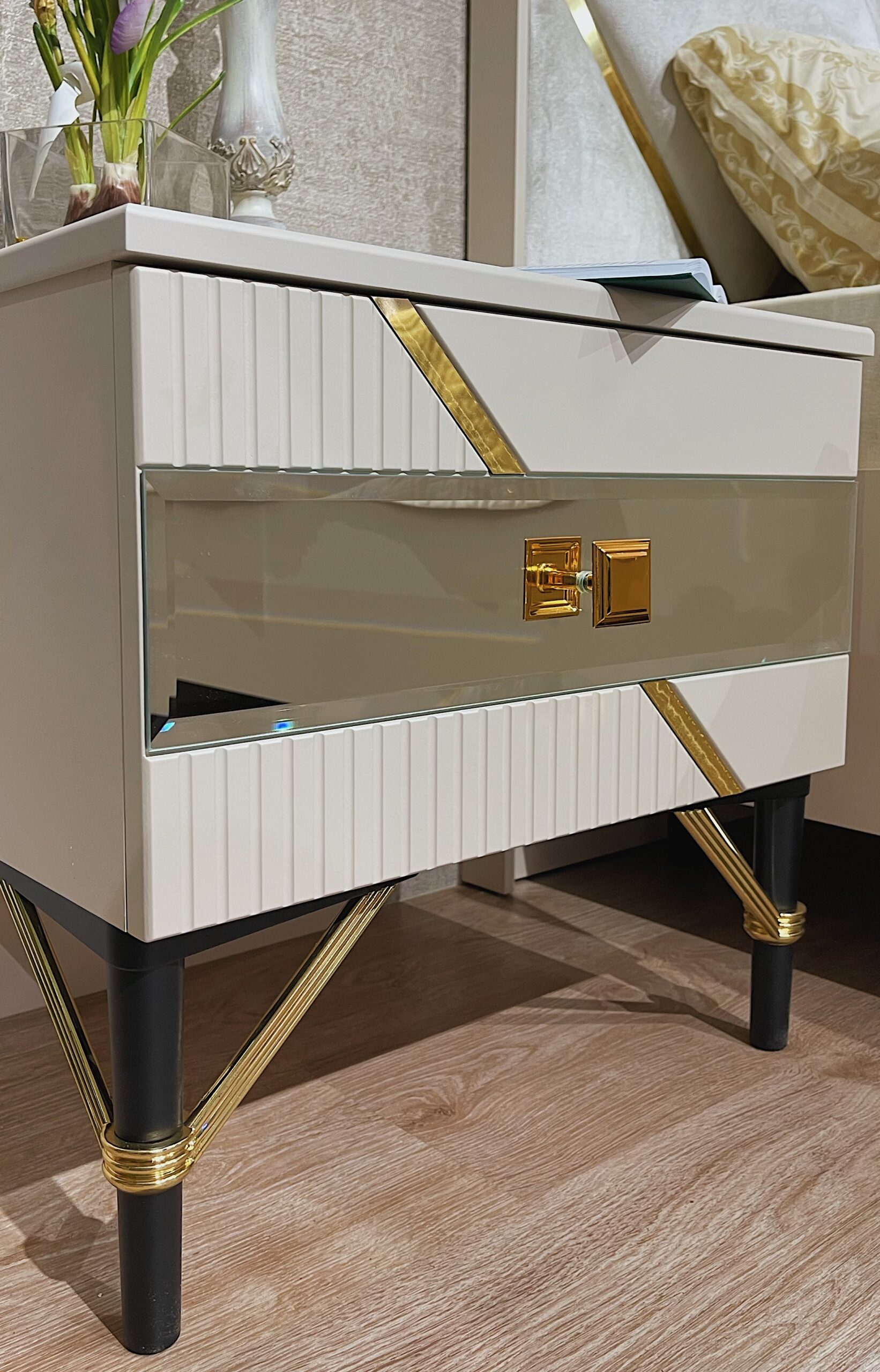 Спальная мебель "Ализе" сатин 4 дв | Детали 4